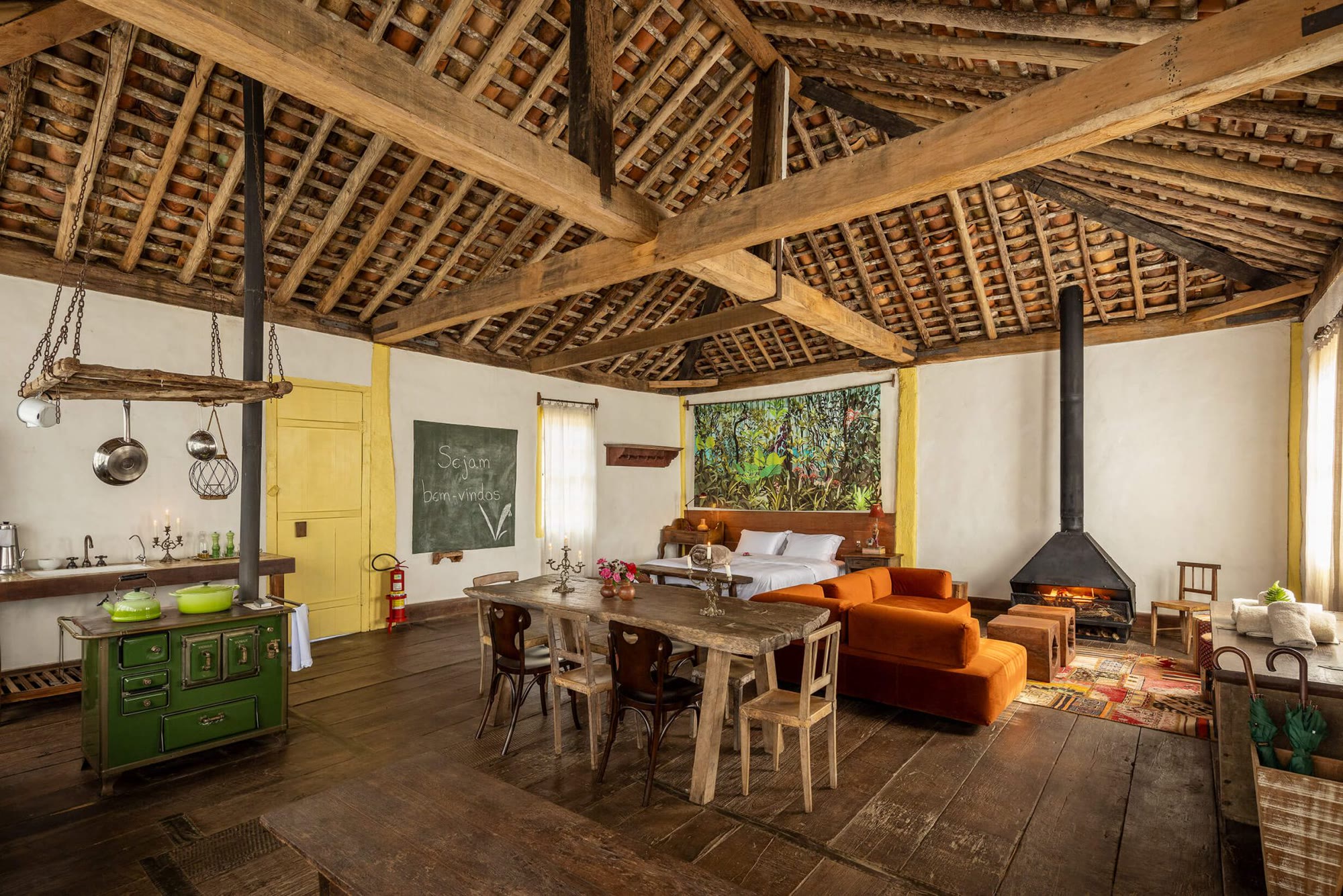 Casa Epicuro, Remote