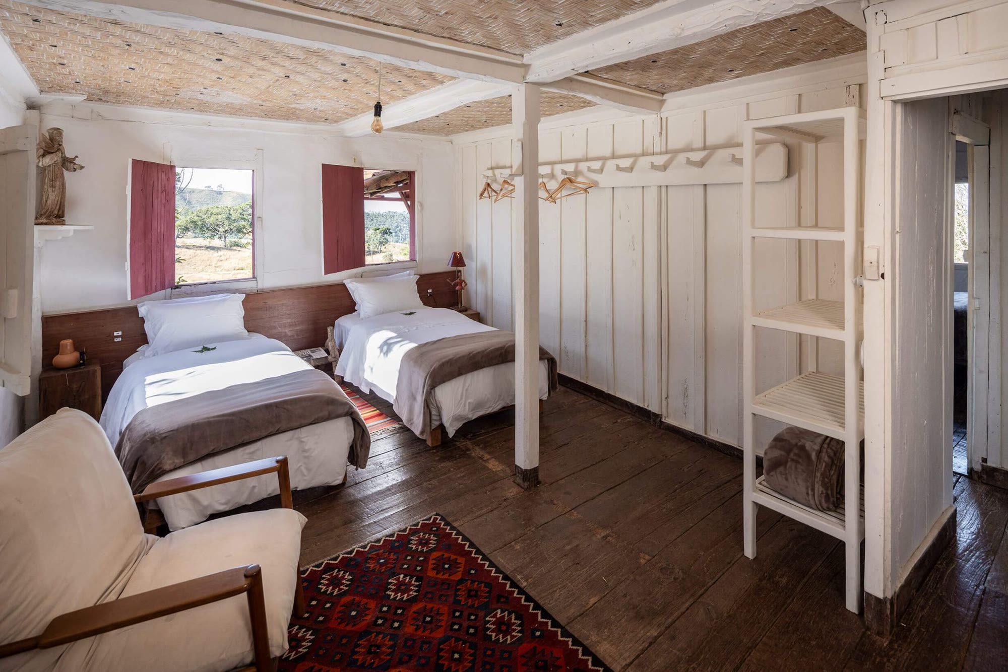 Casa Spinoza, Remote