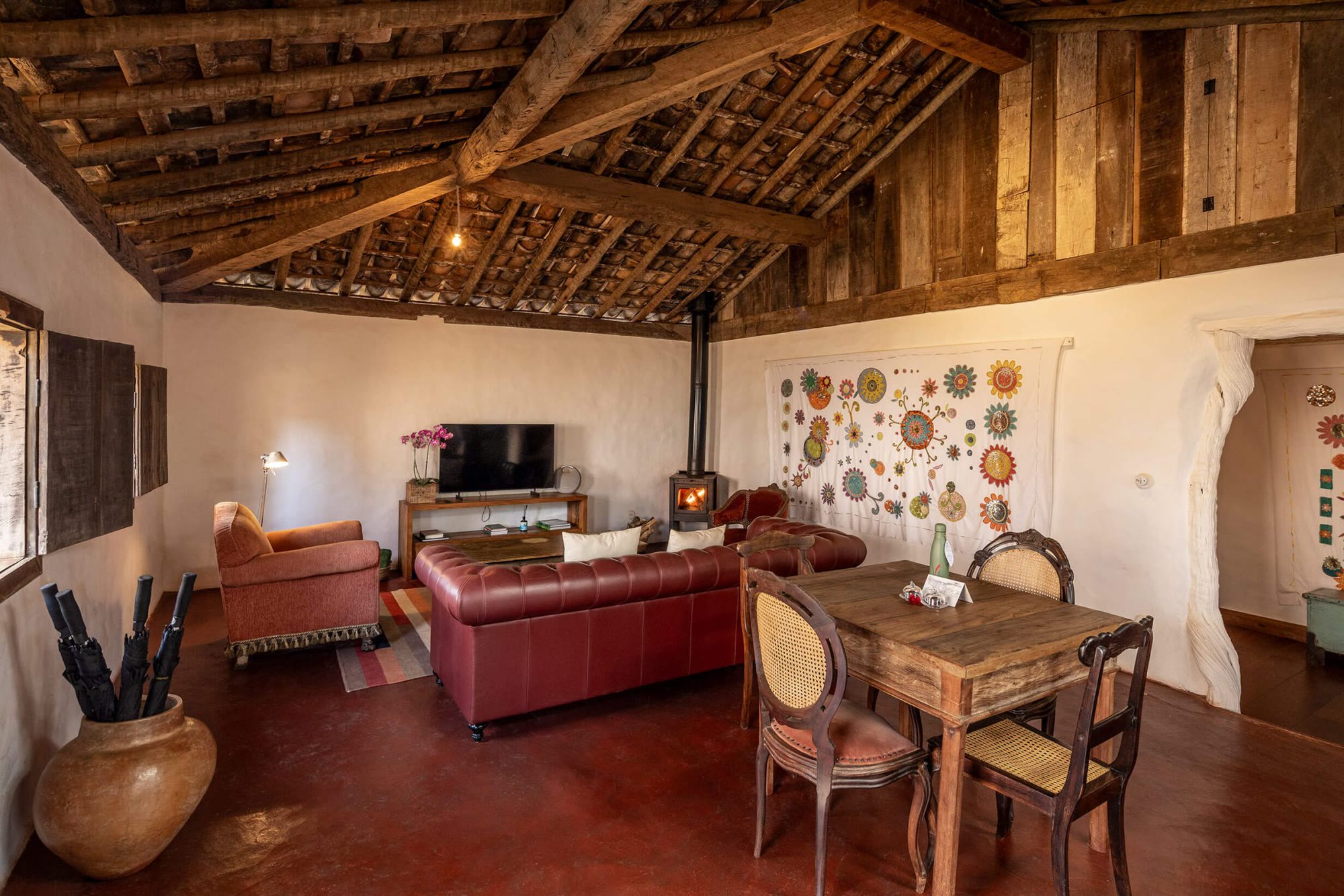 Casa Thomas Sowell, Ibiti Village